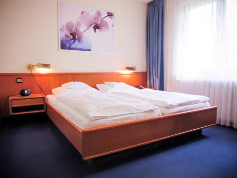 Hotel Zur Flora Essen Room photo